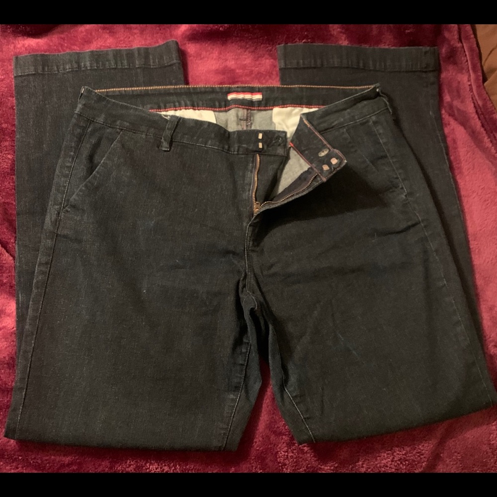 Tommy Hilfiger Dark Wash Classic Jean